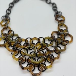 Lia Sophia Torta Shell And Metal Necklace